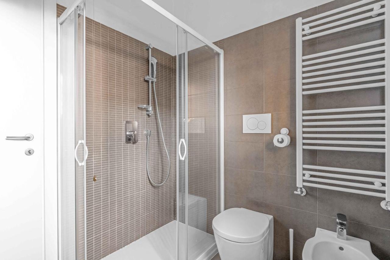 Cos54 - Exclusive Apartment With Garden In Milan Luaran gambar